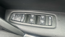 Renault Kadjar 1.3 TCE S Edition 5dr Petrol Hatchback